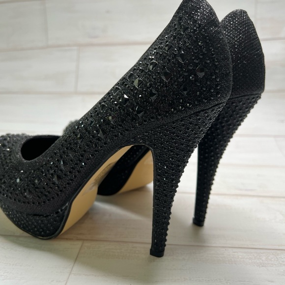Black rhinestone size 11 heels new with box - Picture 14 of 14